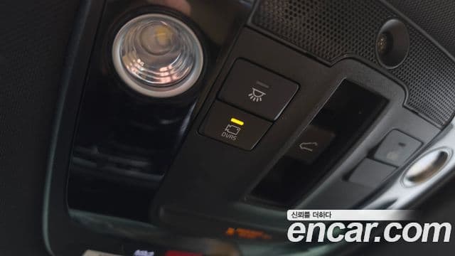 Kia K5 2021 — ფოტო 16/20