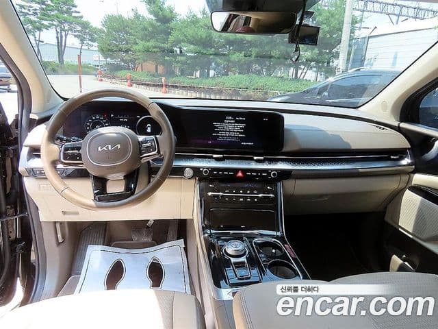 Kia Carnival 2022 — ფოტო 9/20