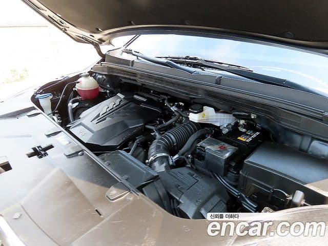 Kia Carnival 2022 — ფოტო 18/20