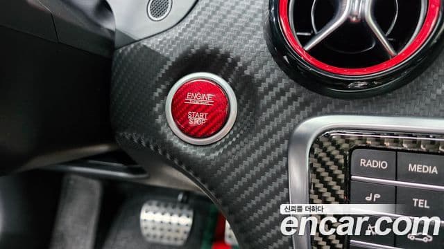 Mercedes-Benz A-Class 2018 — фото 20 из 20