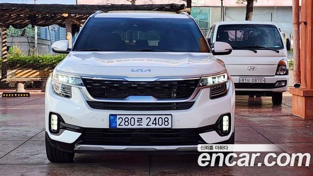 Kia Seltos 2022 — ფოტო 3/20