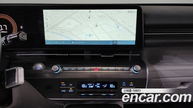 Hyundai Kona 2023 — ფოტო 14/20