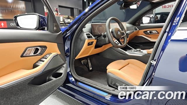 BMW 3 Series 2025 — фото 10 из 20