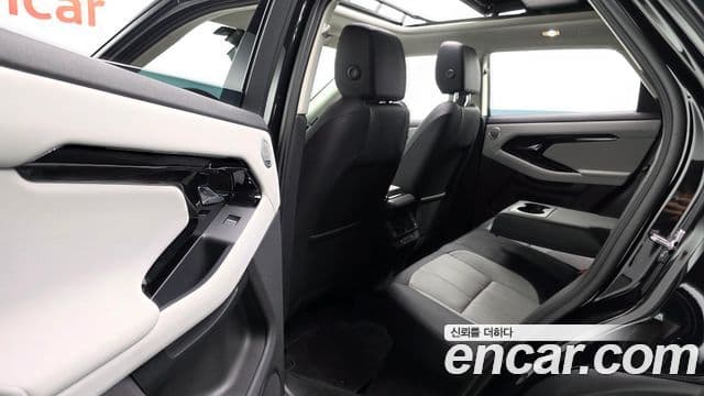 Land Rover Range Rover Evoque 2025 — Şəkil 11/20