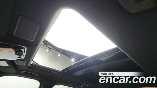 Land Rover Range Rover Sport 2020 — ფოტო 18/20