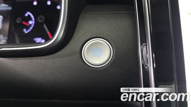 Hyundai Tucson Hybrid 2023 — Photo 18/30