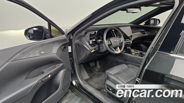 Lexus RX350h 2025 — Şəkil 10/20