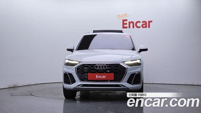 Audi Q5 2021 — ფოტო 3/20