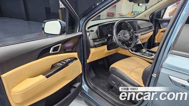 Kia Carnival 2023 — Şəkil 10/20