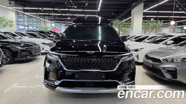 Kia Carnival 2021 — ფოტო 10/20