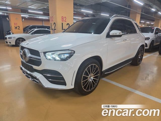 Mercedes-Benz GLE-Class 2023 — Şəkil 10/20