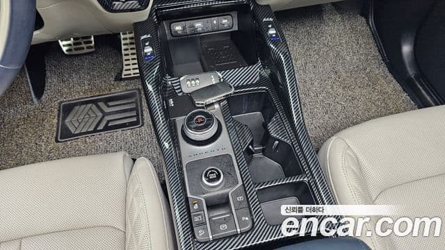 Kia Sorento 2021 — фото 8 из 19