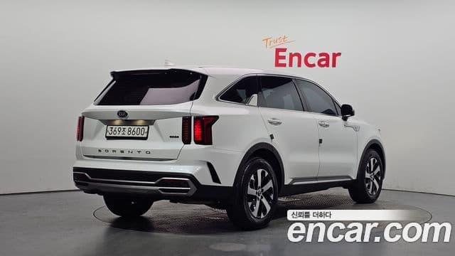 Kia Sorento 2021 — фото 2 из 20