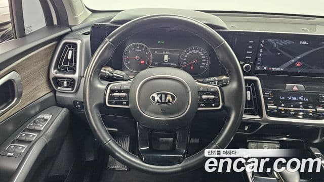 Kia Sorento 2021 — фото 12 из 20