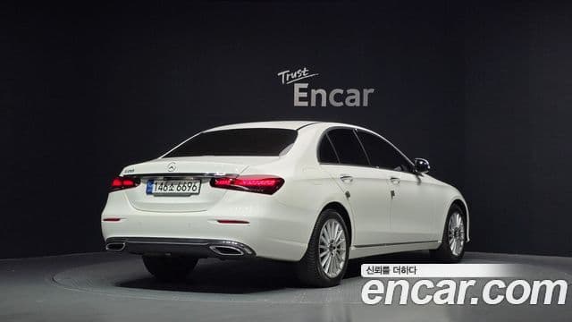 Mercedes-Benz E-Class 2020 — Şəkil 2/20
