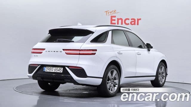 Genesis GV70 2022 — ფოტო 2/20