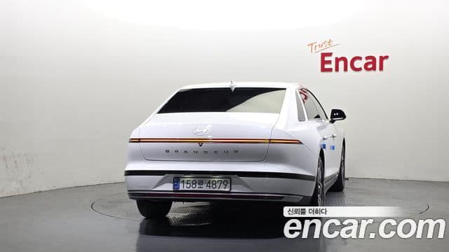Hyundai Grandeur 2023 — Фото 4/20
