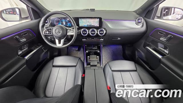 Mercedes-Benz GLA-Class 2021 — Фото 9/20