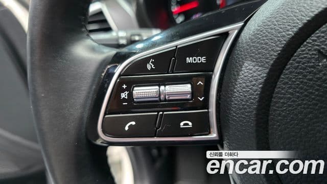 Kia Seltos 2022 — Şəkil 15/20