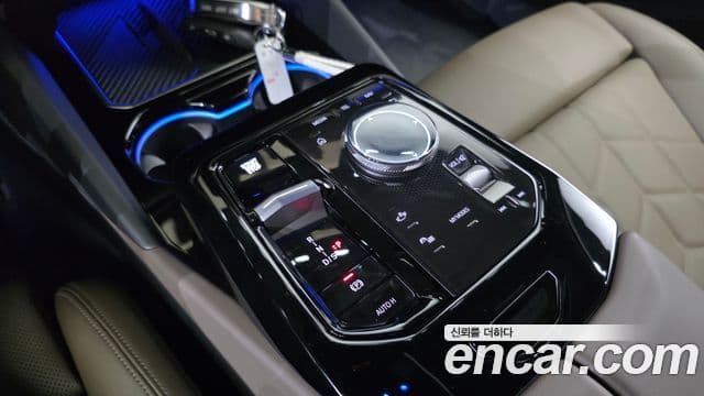 BMW 5 Series 2025 — ფოტო 9/20
