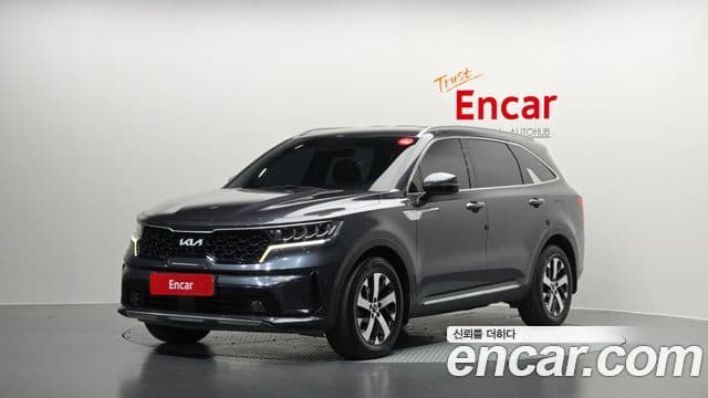 Kia Sorento 2023 — Фото 1/20
