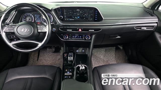 Hyundai Sonata 2020 — ფოტო 6/20