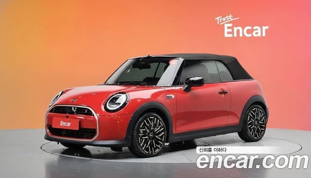 Mini Cooper S Convertible 2025 — ფოტო 30/35