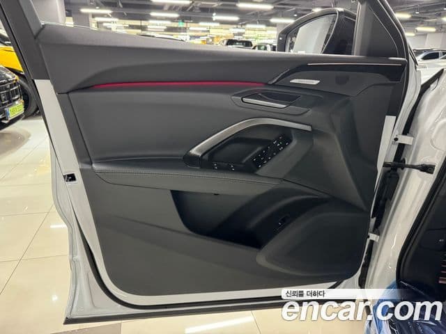 Audi Q5 2025 — фото 4 из 15