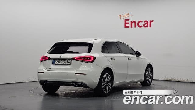 Mercedes-Benz A-Class 2022 — Фото 2/20