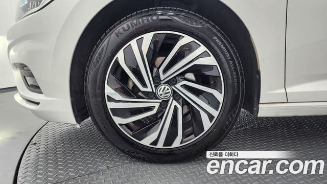 Volkswagen Jetta 2021 — фото 5 из 20