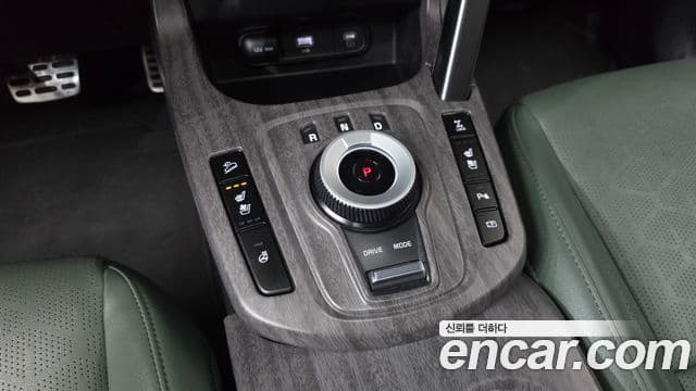 Kia Seltos 2023 — ფოტო 9/20
