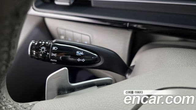 Hyundai Staria 2024 — Photo 24/38