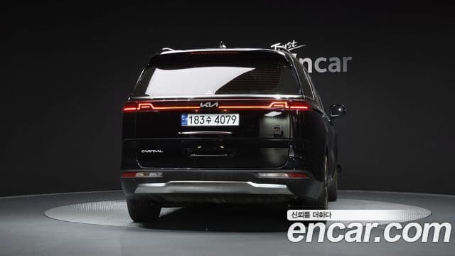 Kia Carnival 2023 — Фото 4/20