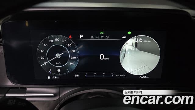 Kia Carnival 2023 — Фото 8/20
