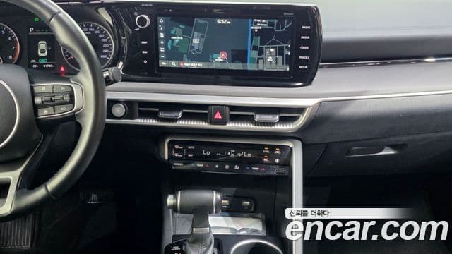 Kia K5 2023 — Şəkil 14/20