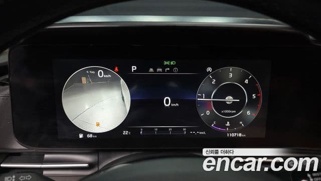 Kia Carnival 2021 — Фото 8/20