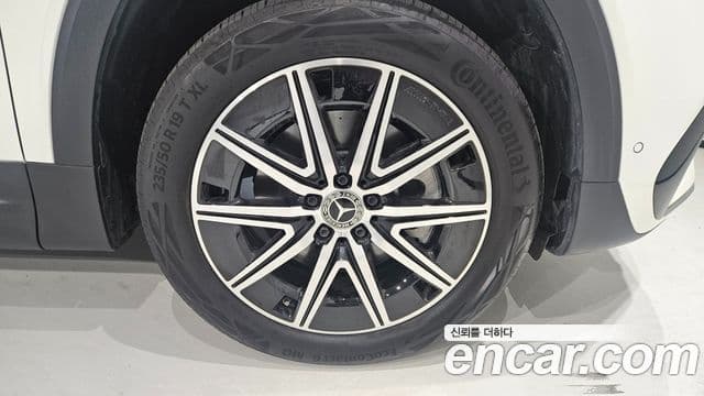 Mercedes-Benz EQB 2025 — ფოტო 10/20