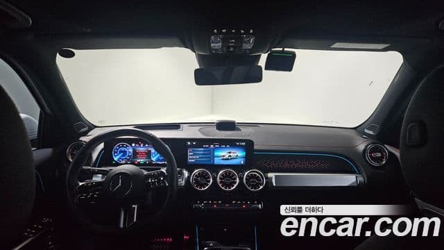 Mercedes-Benz EQB 2025 — ფოტო 16/20