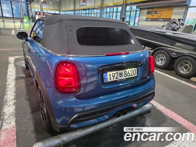 Mini Cooper S Convertible 2022 — ფოტო 7/15