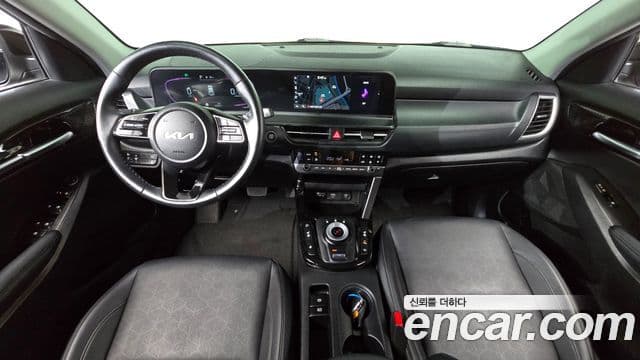 Kia Seltos 2022 — ფოტო 7/20