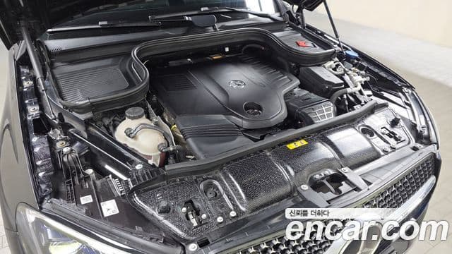 Mercedes-Benz GLE-Class 2025 — ფოტო 6/20