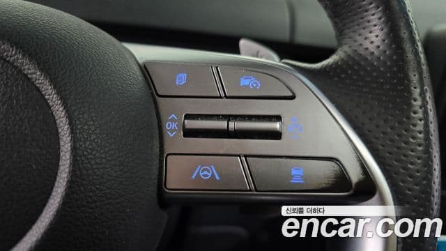Hyundai Staria 2023 — ფოტო 17/20