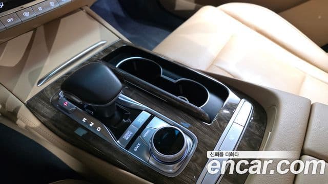 Kia The K9 2020 — фото 9 из 20