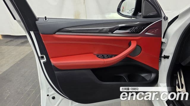 BMW X4M 2023 — Photo 25/30