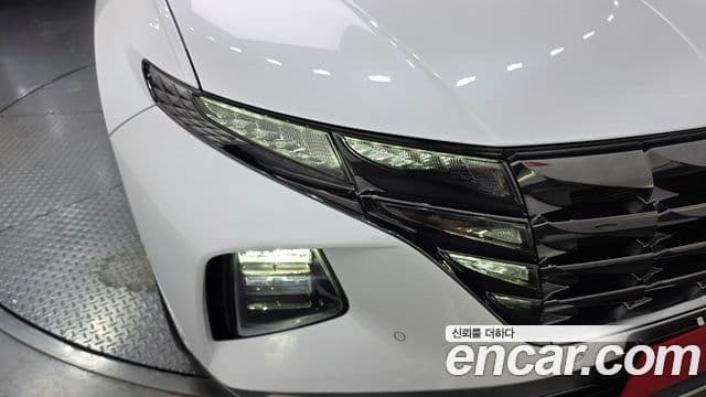 Hyundai Tucson Hybrid 2022 — Photo 18/30