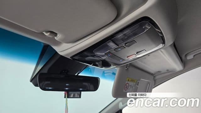 Hyundai Staria 2023 — Şəkil 18/20