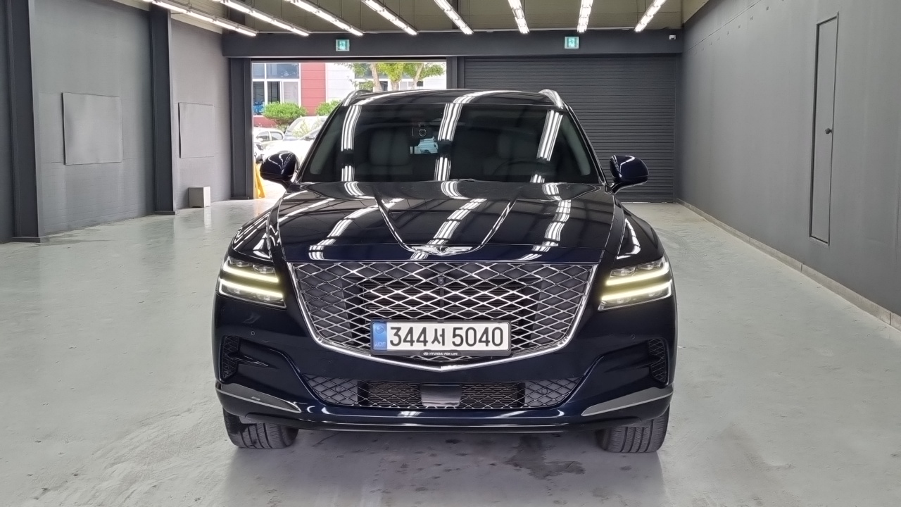 Genesis GV80 2020 — ფოტო 2/18
