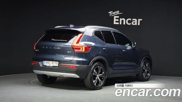 Volvo XC40 2021 — Şəkil 2/20