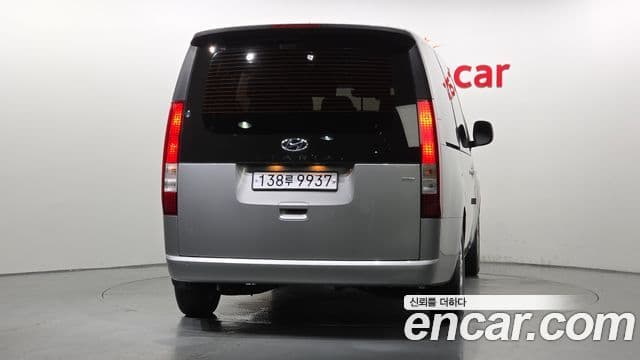 Hyundai Staria 2021 — Photo 19/31