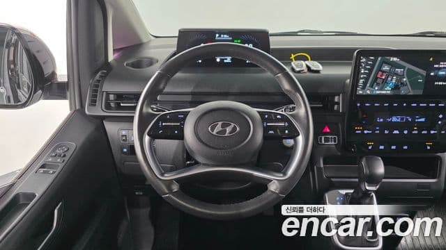 Hyundai Staria 2021 — Photo 12/31